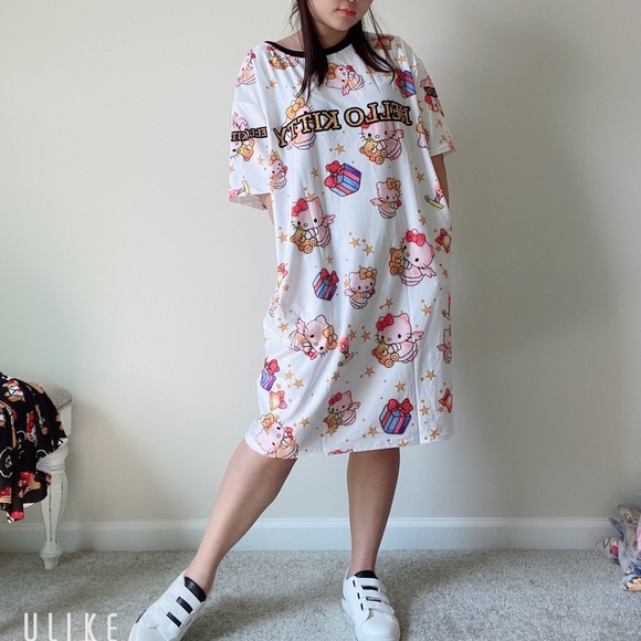 Hello kitty dress - Picture 1 of 2